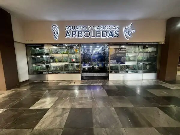 Fachada del acuario Acuario Arboledas